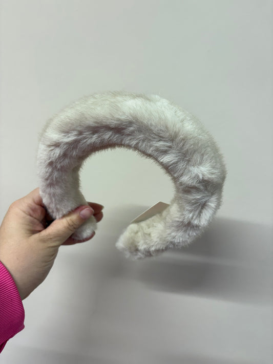 MONICA fluffy head band