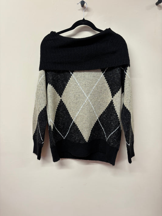 Off the shoulder jumper